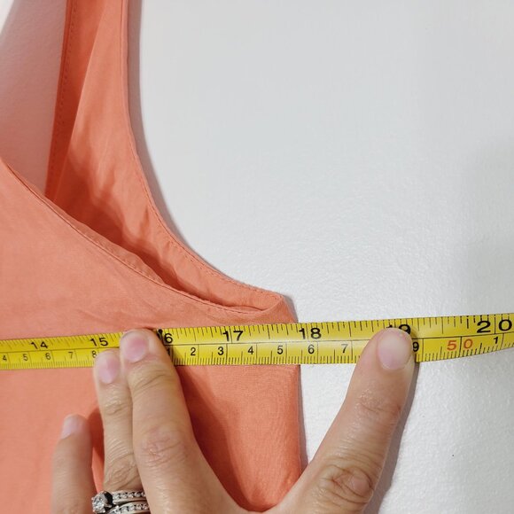 Hurley Women's Orange 100% Silk Sleeveless Scoop Neck Tank Top Loose Fit Size XS - Picture 8 of 9